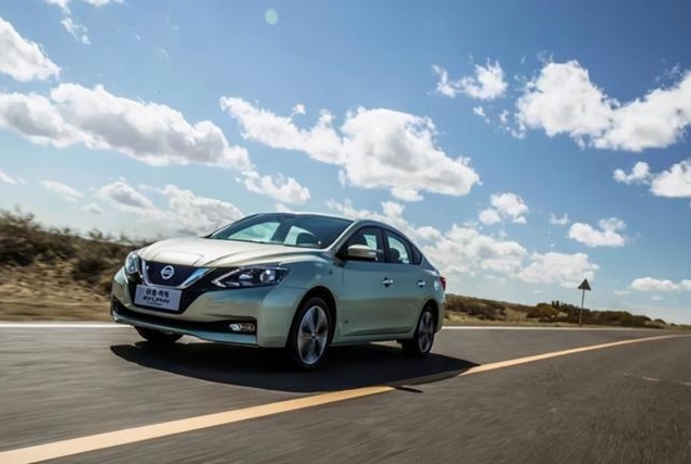 对于新能源汽车未来发展，政府和科研学术高层是存在着较大的争议