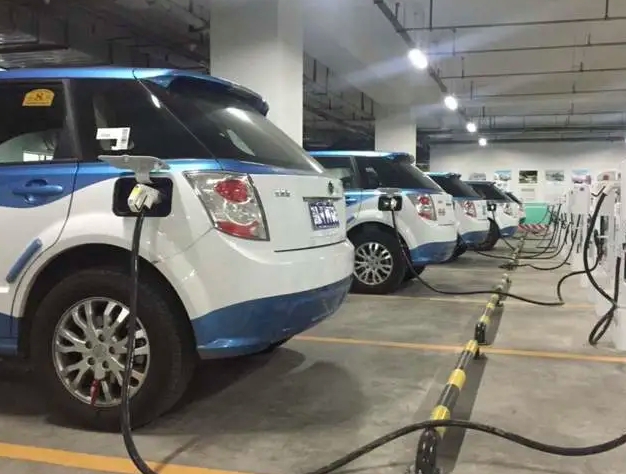 600公里真续航，纯电动车销量同比大涨，电动汽车普及真有望了吗