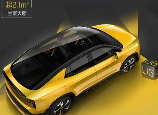 爱驰汽车U6当潮不让，电动汽车品牌亲近“心年轻”用户