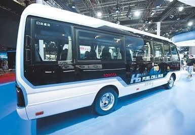 科技巨头加盟研发中国新能源车上演“速度与激情”