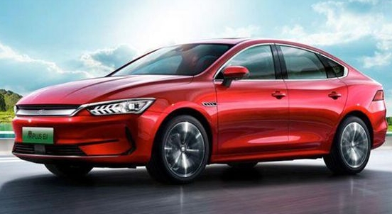 4月新能源销量超燃油,比亚迪要重回一线,混动是制胜关键