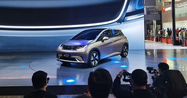 4月新能源销量超燃油,比亚迪要重回一线,混动是制胜关键