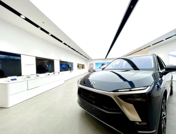 新能源疯狂布局购物中心，有门店一个月卖30辆车