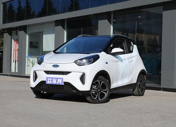 小蚂蚁在同价位新能源车型的月度销量中排名第二