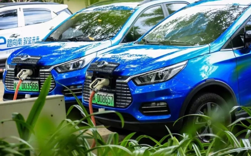 海南新能源汽车保有量已达7.7万辆占比位居全国第四