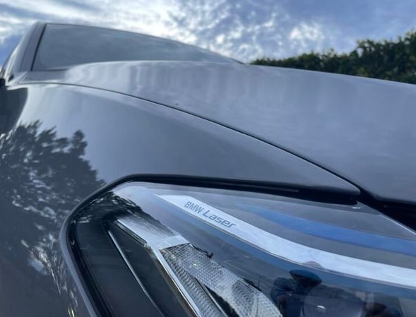 宝马530eMSPORT评测：带点电动的豪华轿车