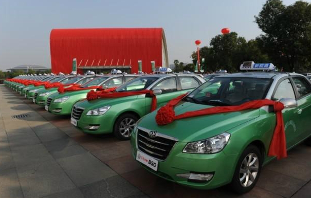 武汉今年将更新新能源车超2000辆