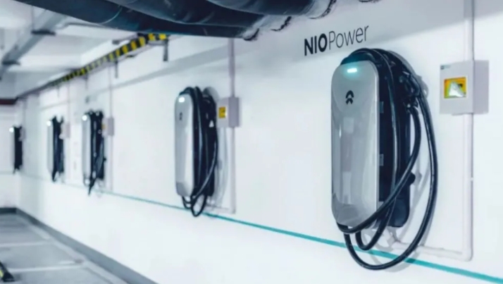 电动汽车摆脱里程焦虑，加电或比加油更方便？