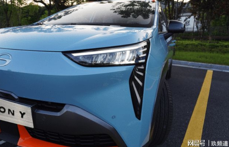 难以想象，一辆“十万级”电动车，居然颠覆了大家的认知