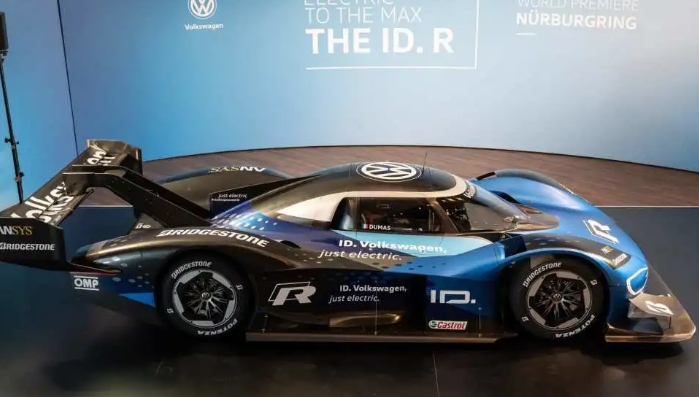 2021年世界上最快的电动汽车百公里加速仅1.9秒