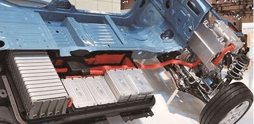 电动汽车中的大哥，安全性能强，几分钟充满电，发售都抢着买