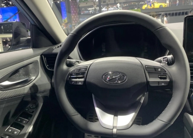 纯电动汽车到底能不能远行，让菲斯塔纯电动车来告诉你