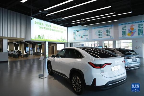 天津：光伏发电新能源车综合充电站启用