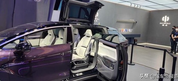 数读｜50万以上电动车最新销量出炉：高合紧追保时捷，特斯拉垫底