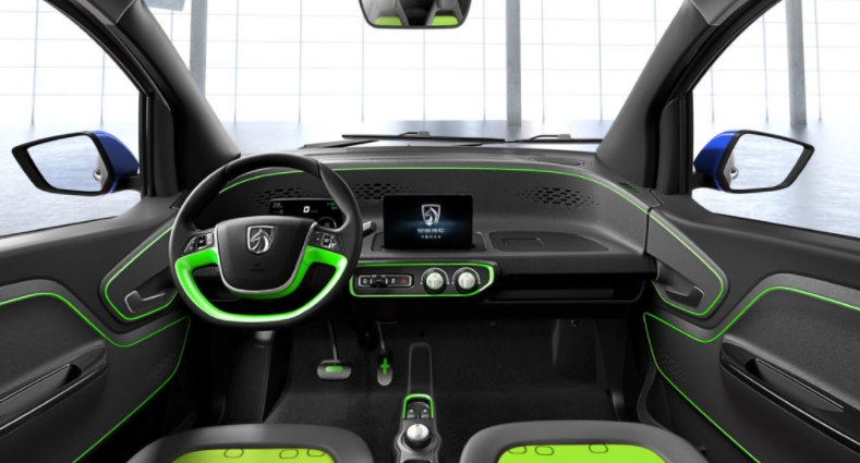 电动汽车宝骏E100