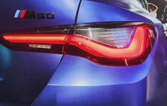 续航590公里，宝马i4纯电动轿跑车中国首发亮相