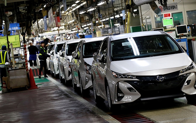 响应去碳化：日本车企竞相开发微型电动车