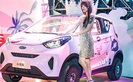 7万元买续航300公里电动微型车，您会选谁？