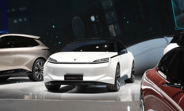 恒大汽车真来了？恒驰7现身，路试