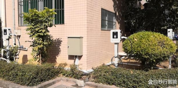 高速服务区电动汽车充电桩怎么收费?