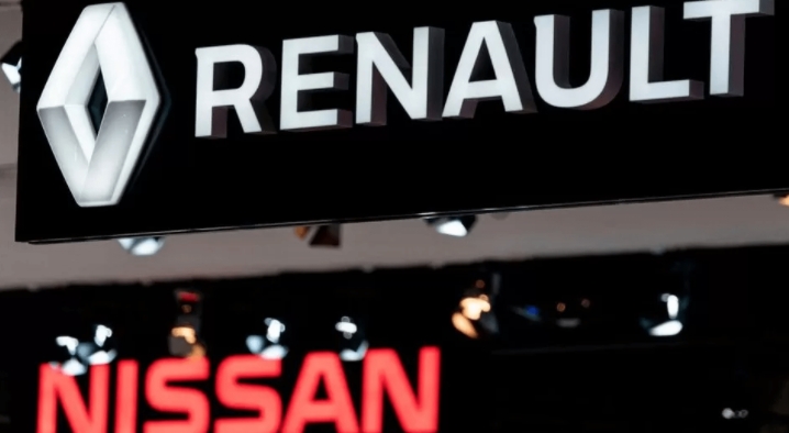 雷诺-日产联盟博弈进行时|日产证实正在“考虑投资雷诺电动车子公司”