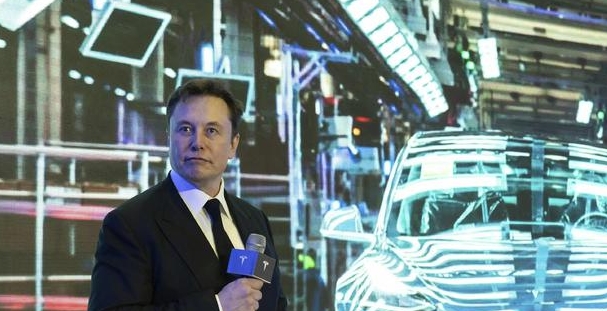 英媒：比亚迪与特斯拉展开电动汽车全球竞争