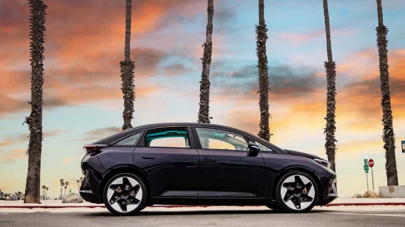 富士康宣布代工电动汽车，将在俄亥俄州为INDIEV生产原型车