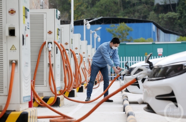 重庆黔江：渝东南最大电动汽车公共充电站将投用