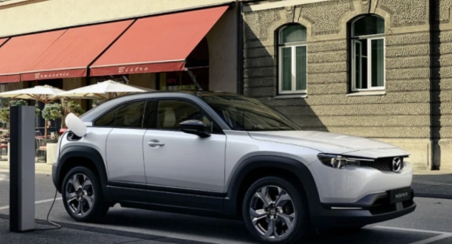 “自吸之王”马自达终于低头了！猛砸758亿造电动汽车