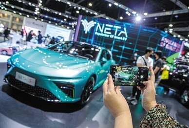 中国新能源汽车产业“链接”全球