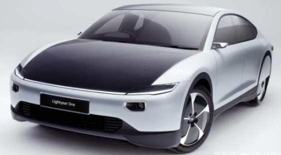 荷兰太阳能电动汽车计划今年推出,行驶数月不充电首付就要108万