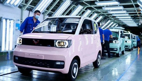 电动汽车行业出现“黑马”