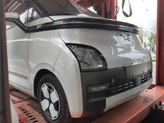 叫AirEV，五菱全新电动车曝光，长得有点怪异