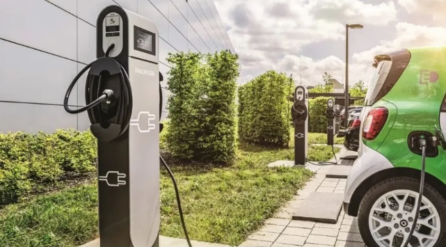 买电动汽车之前要考虑哪些问题才不会后悔？教你这5招，避免踩雷