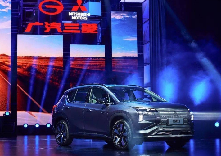 点击进入看图评论 续航520公里不到20万元,三菱推出的硬派电动车阿图柯很强