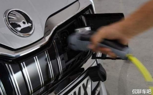 油价车价双重上涨，混动似乎不香了，家用车最佳优选还是电动汽车