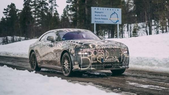 拉到北极去测试劳斯莱斯首款电动车现身极寒之地：史上最严！