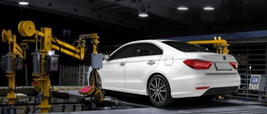 快充or换电？电动汽车补能“针尖对麦芒”