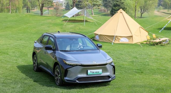 丰田“杀红眼”首款电动车bZ4X“低价”抢市场