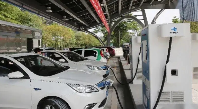 上海：对置换纯电动汽车的个人消费者给予一次性10000元补贴