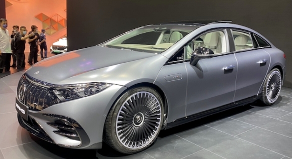 奔驰最强电动轿车？AMGEQS53上市，售174.56万