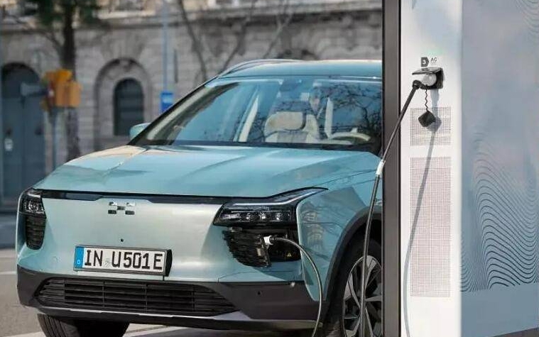 原创中国品牌电动汽车扎堆出海先行者爱驰已在欧洲站稳脚跟