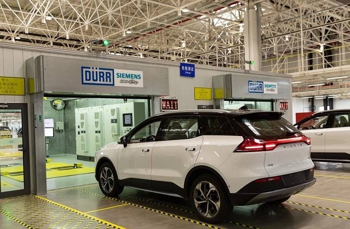 原创中国品牌电动汽车扎堆出海先行者爱驰已在欧洲站稳脚跟