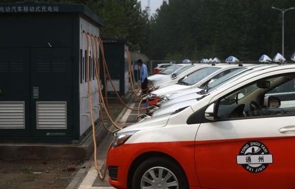 美媒：中国5月汽车出口强劲反弹电动汽车出口额倍增