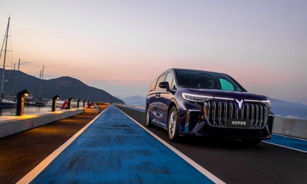 新能源市场的造车新势力，岚图开辟电动汽车新可能