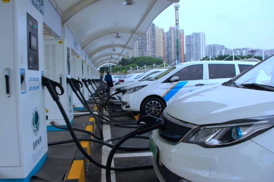 俄媒：俄罗斯电动汽车转向中国充电标准