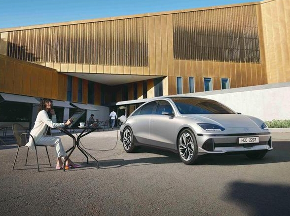 现代汽车纯电动汽车IONIQ(艾尼氪)6全球首秀，最大续航里610km