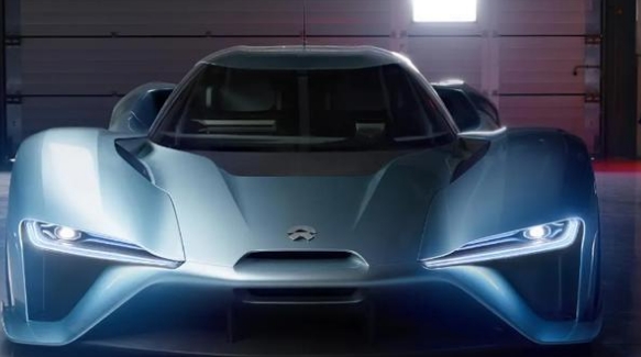 蔚来电动汽车——携手智能，面向未来