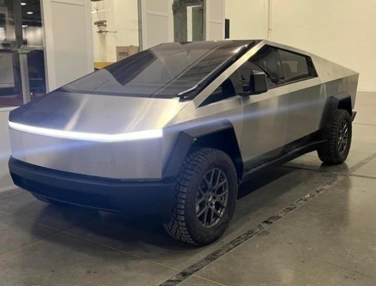 马斯克：外后视镜风阻很影响电动汽车续航今后可能取消