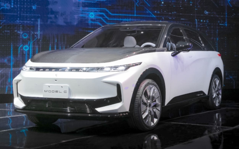 鸿海ModelC电动汽车明日开启预购，量产版预计10月18日亮相